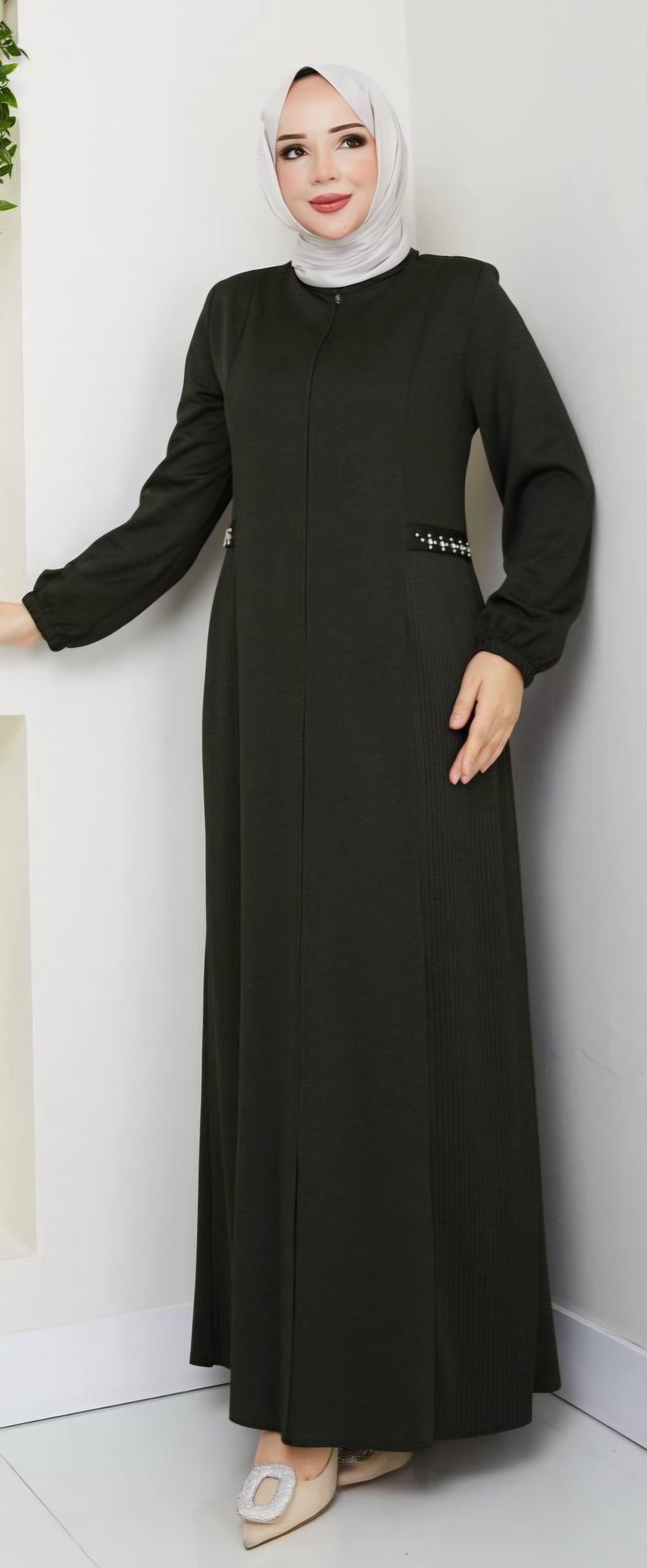 Abaya mit seitlichen Steinen - schwarz